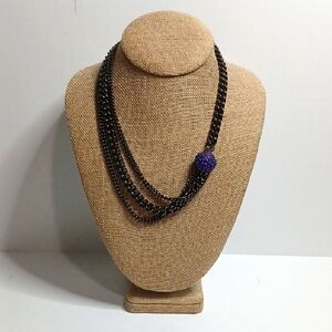 Giles & Brother Single Clam Necklace